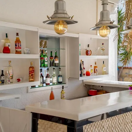 Queen Boutique Hotel