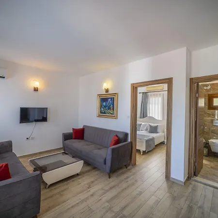 Queen Boutique Hotel