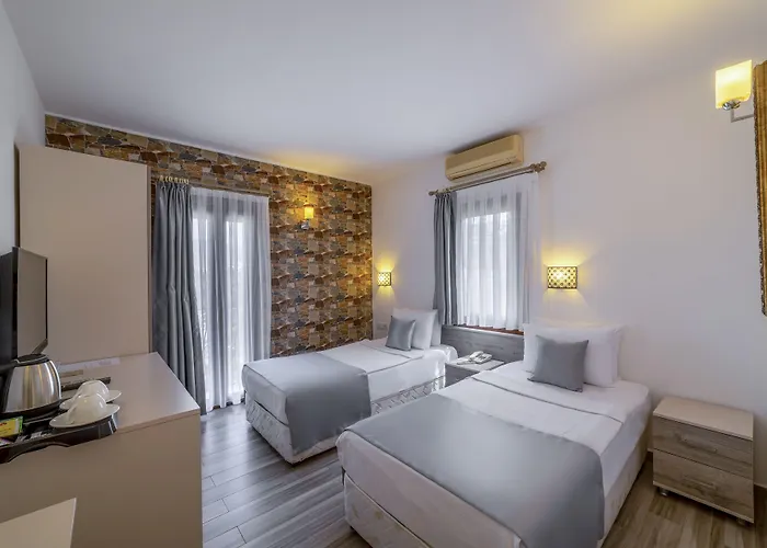 Queen Boutique Hotell Bitez