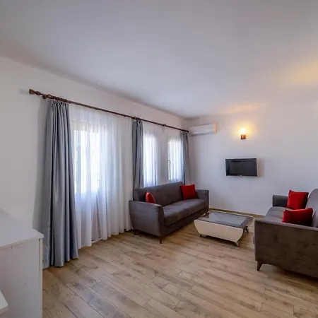 Queen Boutique Hotell 2*