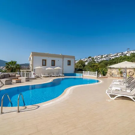 Queen Boutique Hotell Bitez