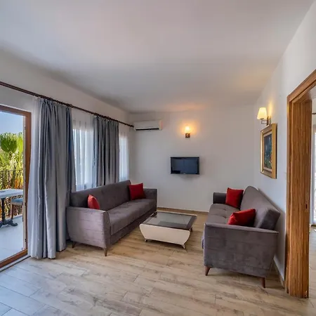Hotel Queen Boutique 2*