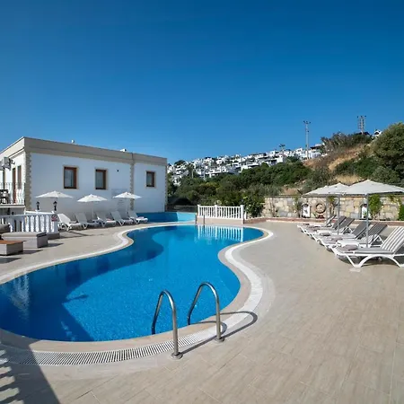 Queen Boutique Hotell Bitez