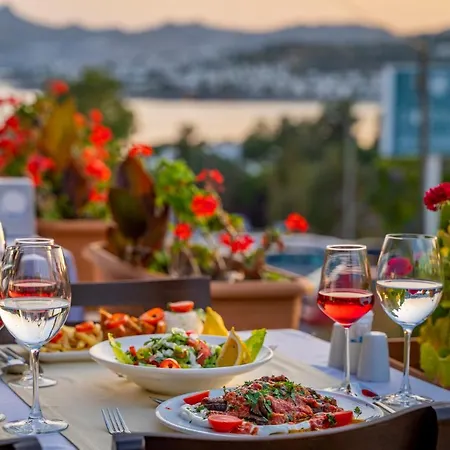 Queen Boutique 2* 바이즈