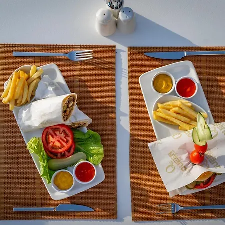 Queen Boutique 바이즈