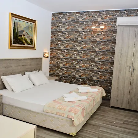 Queen Boutique Отель 2*