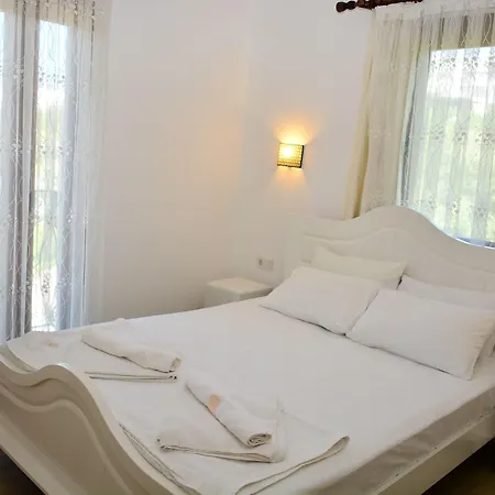 Queen Boutique 2* Bitez