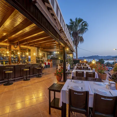 호텔 Queen Boutique 2*