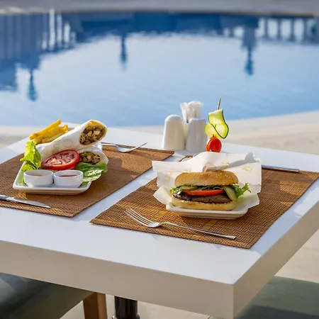 호텔 Queen Boutique 2*