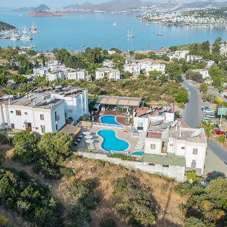 Queen Boutique Hotell Bitez