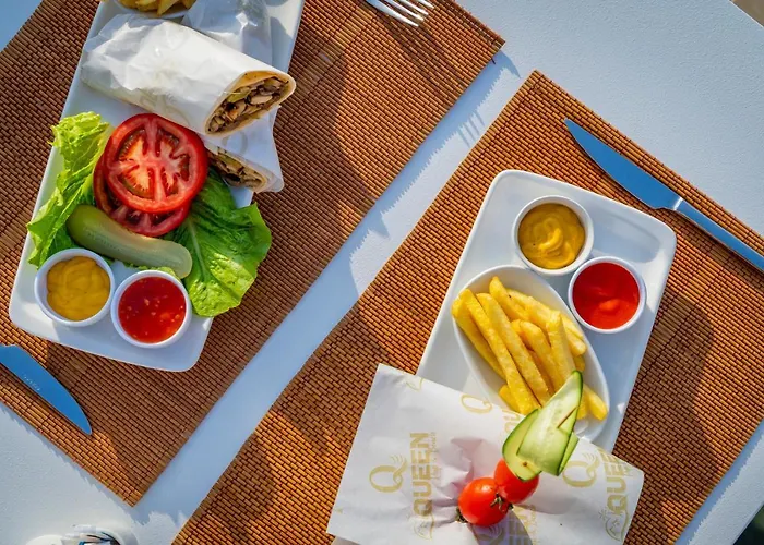 Queen Boutique מלון