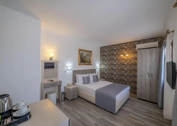 מלון Queen Boutique 2*